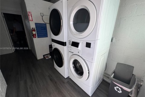 Copropriété à louer à Fort Lauderdale, Floride: 1 chambre, 50.17 m2 № 2300183 - photo 14