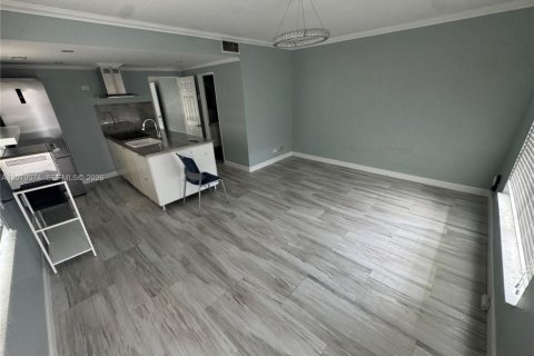 Copropriété à louer à Fort Lauderdale, Floride: 1 chambre, 50.17 m2 № 2300183 - photo 6