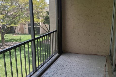 Copropriété à louer à Miami, Floride: 2 chambres, 114.73 m2 № 2057966 - photo 18