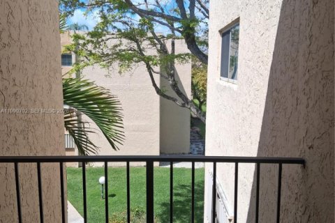 Copropriété à louer à Miami, Floride: 2 chambres, 114.73 m2 № 2057966 - photo 23