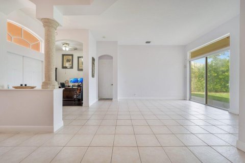 Villa ou maison à vendre à Coral Springs, Floride: 4 chambres, 241.73 m2 № 2186599 - photo 4