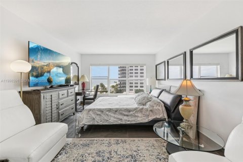 Copropriété à louer à Fort Lauderdale, Floride: 2 chambres, 139.35 m2 № 2063587 - photo 23