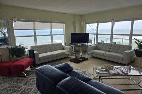 Copropriété à louer à Fort Lauderdale, Floride: 2 chambres, 139.35 m2 № 2063587 - photo 11