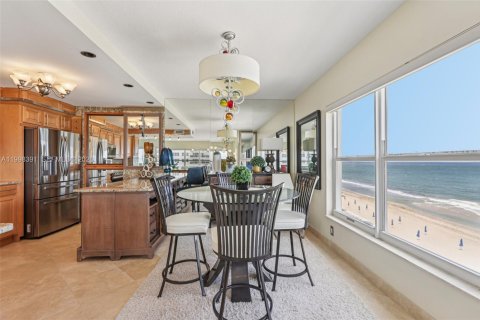 Copropriété à louer à Fort Lauderdale, Floride: 2 chambres, 139.35 m2 № 2063587 - photo 14