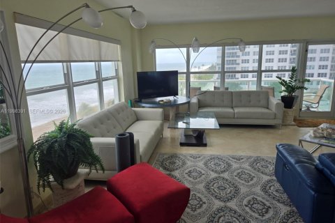 Copropriété à louer à Fort Lauderdale, Floride: 2 chambres, 139.35 m2 № 2063587 - photo 9