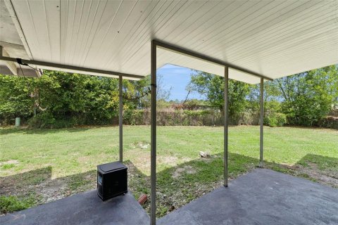 House in Orlando, Florida 3 bedrooms, 141.58 sq.m. № 2201950 - photo 16