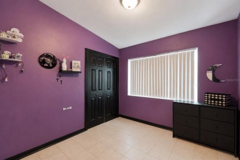 House in Orlando, Florida 3 bedrooms, 141.58 sq.m. № 2201950 - photo 12