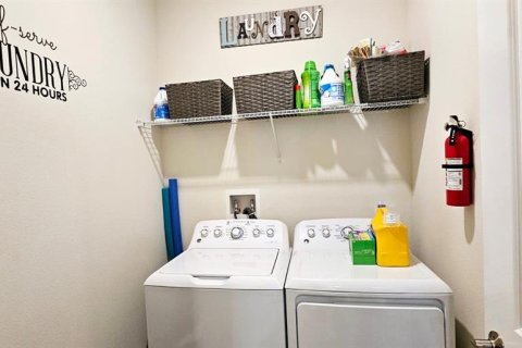 Villa ou maison à louer à Davenport, Floride: 4 chambres, 210.61 m2 № 2345290 - photo 14
