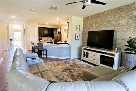 Villa ou maison à louer à Davenport, Floride: 4 chambres, 210.61 m2 № 2345290 - photo 4