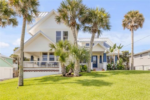 House in New Smyrna Beach, Florida 5 bedrooms, 394.18 sq.m. № 2196589 - photo 3
