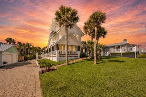 House in New Smyrna Beach, Florida 5 bedrooms, 394.18 sq.m. № 2196589 - photo 5