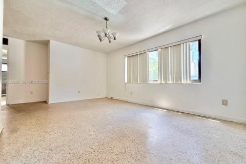 Condo à Miami Beach, Floride, 1 chambre  № 2365992