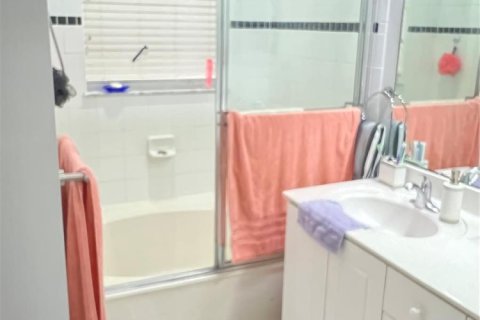 Condominio en venta en Margate, Florida, 3 dormitorios, 141.86 m2 № 2242752 - foto 18