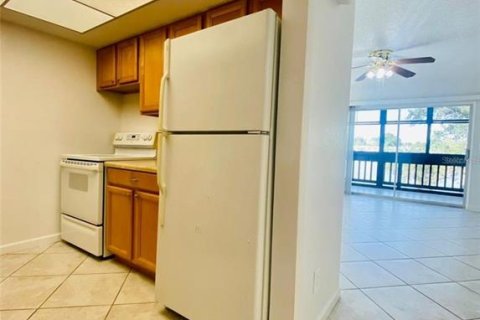 Copropriété à louer à Clearwater, Floride: 1 chambre, 65.96 m2 № 2213394 - photo 5