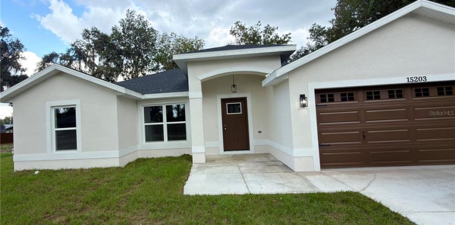 Villa ou maison à Summerfield, Floride 3 chambres, 144.83 m2 № 2412560