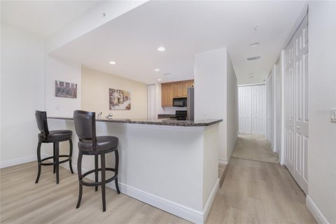 Condo in Punta Gorda, Florida, 3 bedrooms  № 1307319 - photo 9