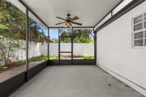 Villa ou maison à vendre à Tampa, Floride: 3 chambres, 140.38 m2 № 1829847 - photo 28
