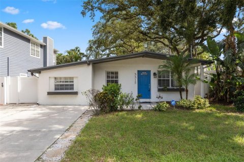 Villa ou maison à vendre à Tampa, Floride: 3 chambres, 140.38 m2 № 1829847 - photo 1
