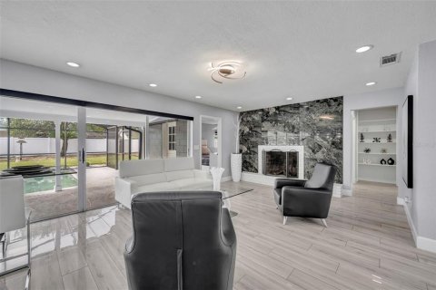 House in Altamonte Springs, Florida 3 bedrooms, 146.51 sq.m. № 1910799 - photo 7
