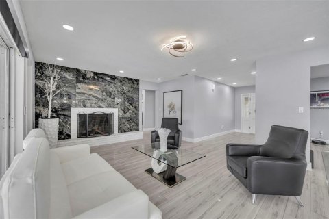 Villa ou maison à vendre à Altamonte Springs, Floride: 3 chambres, 146.51 m2 № 1910799 - photo 8