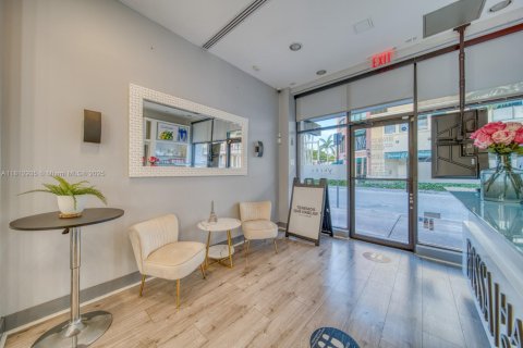 Купить коммерческую недвижимость в Корал-Гейблс, Флорида № 2054238 - фото 9