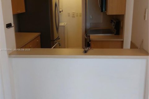 Condominio en alquiler en Doral, Florida, 2 dormitorios, 103.59 m2 № 1987057 - foto 4