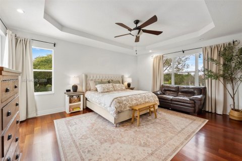 House in Miramar, Florida 5 bedrooms, 292.55 sq.m. № 2022094 - photo 17