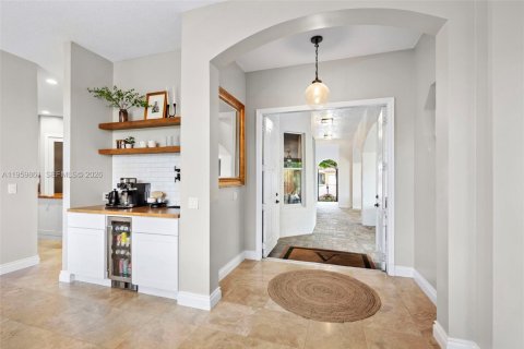 House in Miramar, Florida 5 bedrooms, 292.55 sq.m. № 2022094 - photo 5