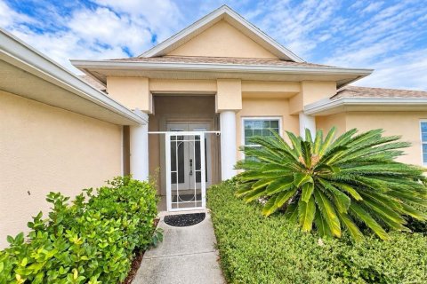 House in Sarasota, Florida 3 bedrooms, 221.57 sq.m. № 2370850