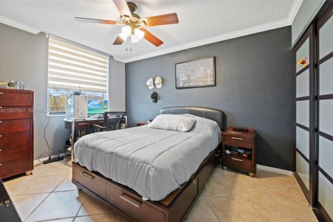 Condo in Coconut Creek, Florida, 2 bedrooms  № 2019622 - photo 22