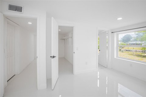 Villa ou maison à vendre à Port Charlotte, Floride: 3 chambres, 133.31 m2 № 2121017 - photo 24