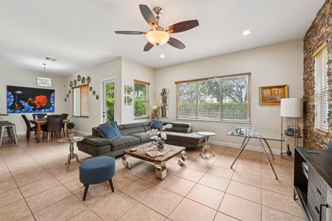 Villa ou maison à vendre à West Palm Beach, Floride: 5 chambres, 289.76 m2 № 2254630 - photo 4