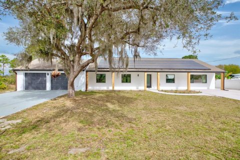 House in Sebring, Florida 3 bedrooms, 189.52 sq.m. № 1844644 - photo 3