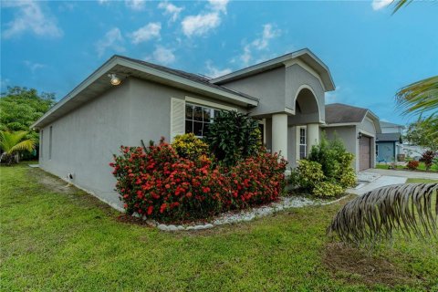 Casa en venta en Kissimmee, Florida, 4 dormitorios, 204.76 m2 № 1919219 - foto 26