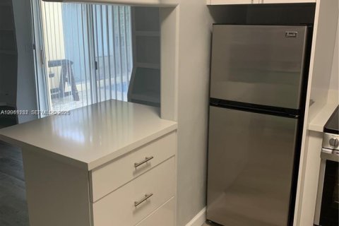 Apartamento en alquiler en Fort Lauderdale, Florida, 19.51 m2 № 2075378 - foto 5