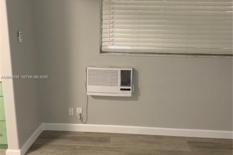 Apartamento en alquiler en Fort Lauderdale, Florida, 19.51 m2 № 2075378 - foto 6