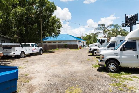 Commercial property in Riverview, Florida 217.02 sq.m. № 2419321 - photo 12