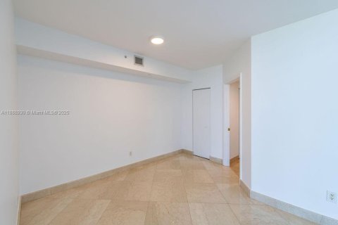 Copropriété à louer à Miami Beach, Floride: 1 chambre, 102.19 m2 № 1944979 - photo 2