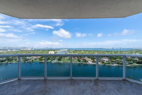 Copropriété à louer à Miami Beach, Floride: 1 chambre, 102.19 m2 № 1944979 - photo 24