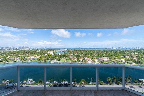 Copropriété à louer à Miami Beach, Floride: 1 chambre, 102.19 m2 № 1944979 - photo 23