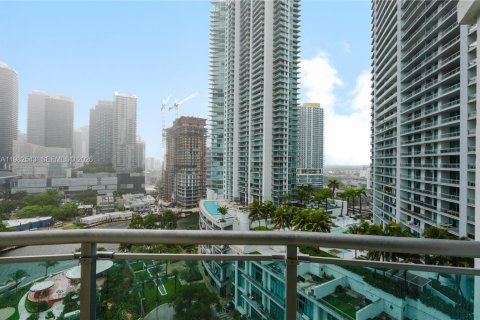 Condo in Miami, Florida, 2 bedrooms  № 2052955 - photo 23
