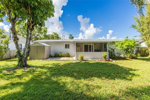 House in Plantation, Florida 3 bedrooms, 136.75 sq.m. № 1886518 - photo 22