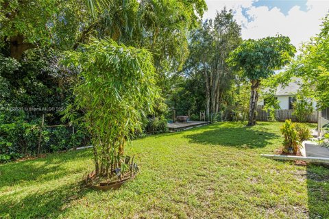 House in Plantation, Florida 3 bedrooms, 136.75 sq.m. № 1886518 - photo 29