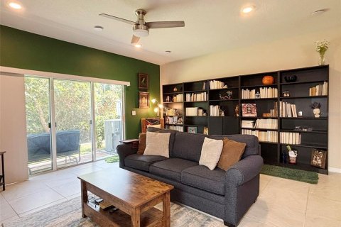 Adosado en venta en Kissimmee, Florida, 3 dormitorios, 165.55 m2 № 2203330 - foto 7