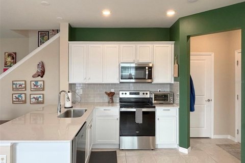 Adosado en venta en Kissimmee, Florida, 3 dormitorios, 165.55 m2 № 2203330 - foto 12