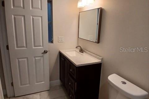 House in Orlando, Florida 2 bedrooms, 83.61 sq.m. № 1915891 - photo 3