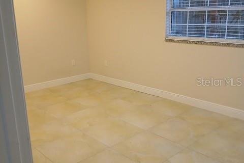 House in Orlando, Florida 2 bedrooms, 83.61 sq.m. № 1915891 - photo 9