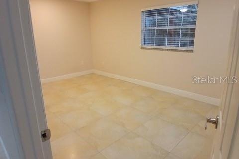 House in Orlando, Florida 2 bedrooms, 83.61 sq.m. № 1915891 - photo 10