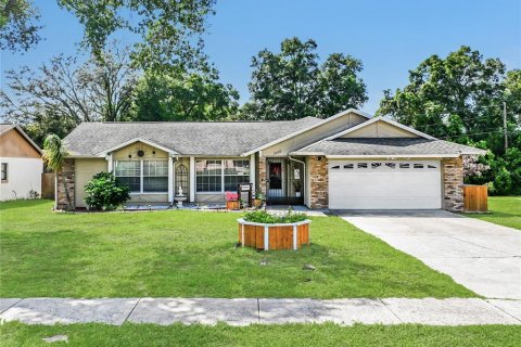 House in Orlando, Florida 3 bedrooms, 179.3 sq.m. № 2377830