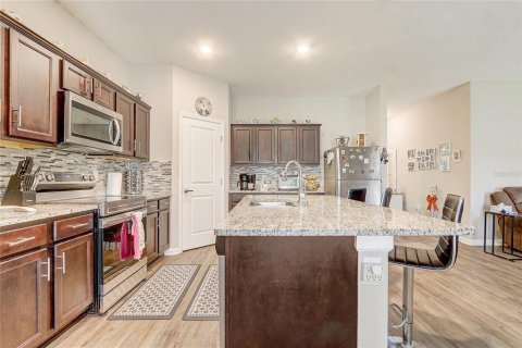 House in Mascotte, Florida 3 bedrooms, 158.96 sq.m. № 1839882 - photo 10
